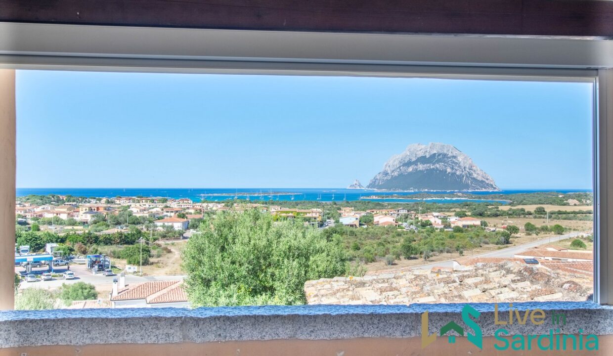 Apartment-For-Sale-Porto-San-Paolo-Sardinia)