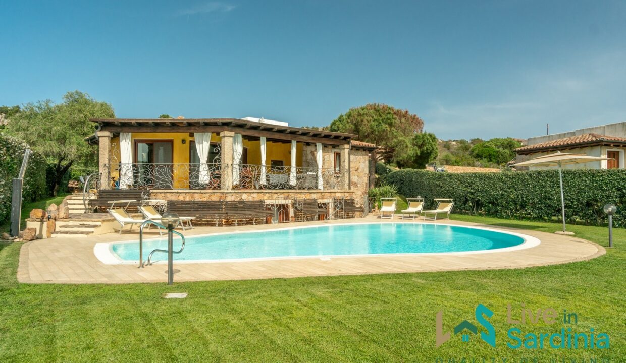 Beachfront Villa For Sale Olbia (1)