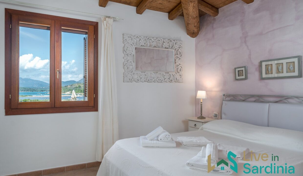 Beachfront Villa For Sale Olbia (3)