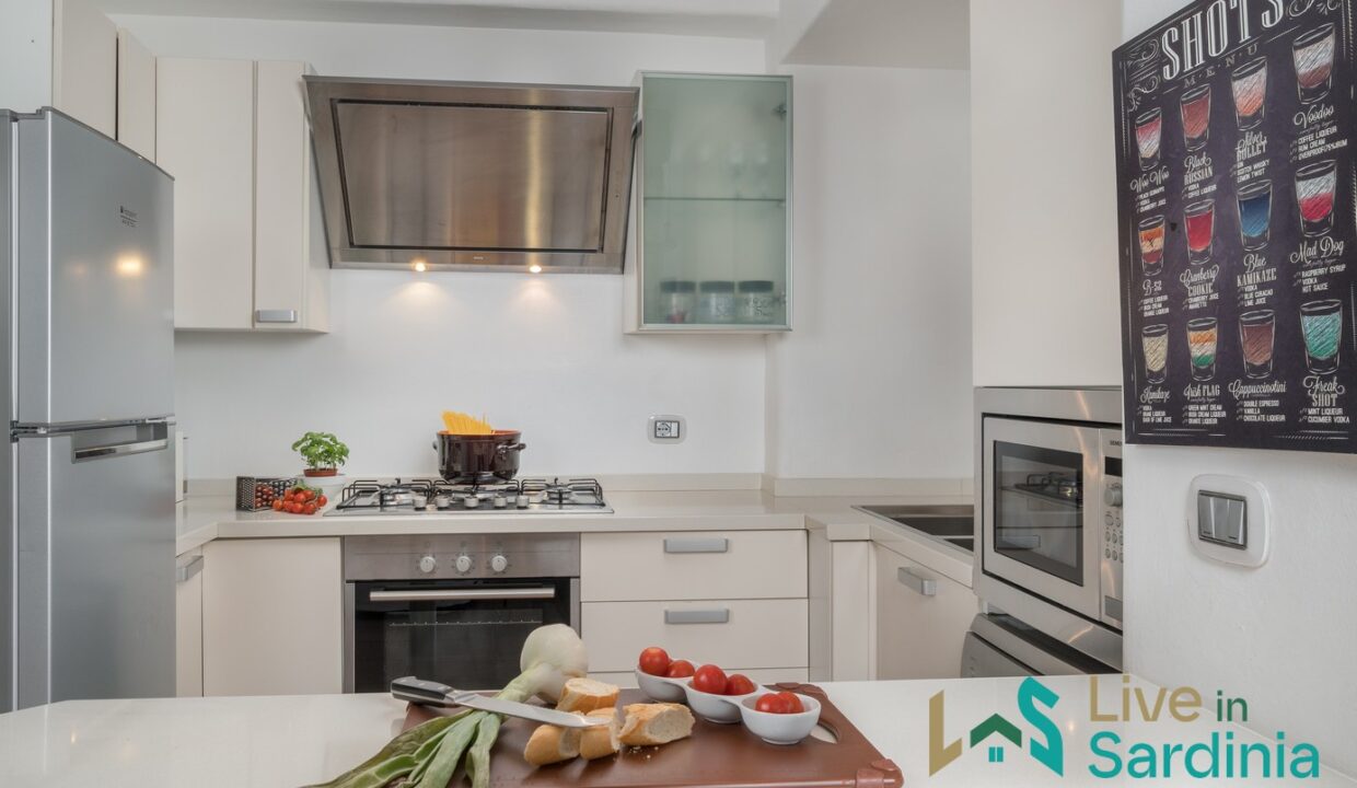 Beachfront Villa For Sale Olbia (41)