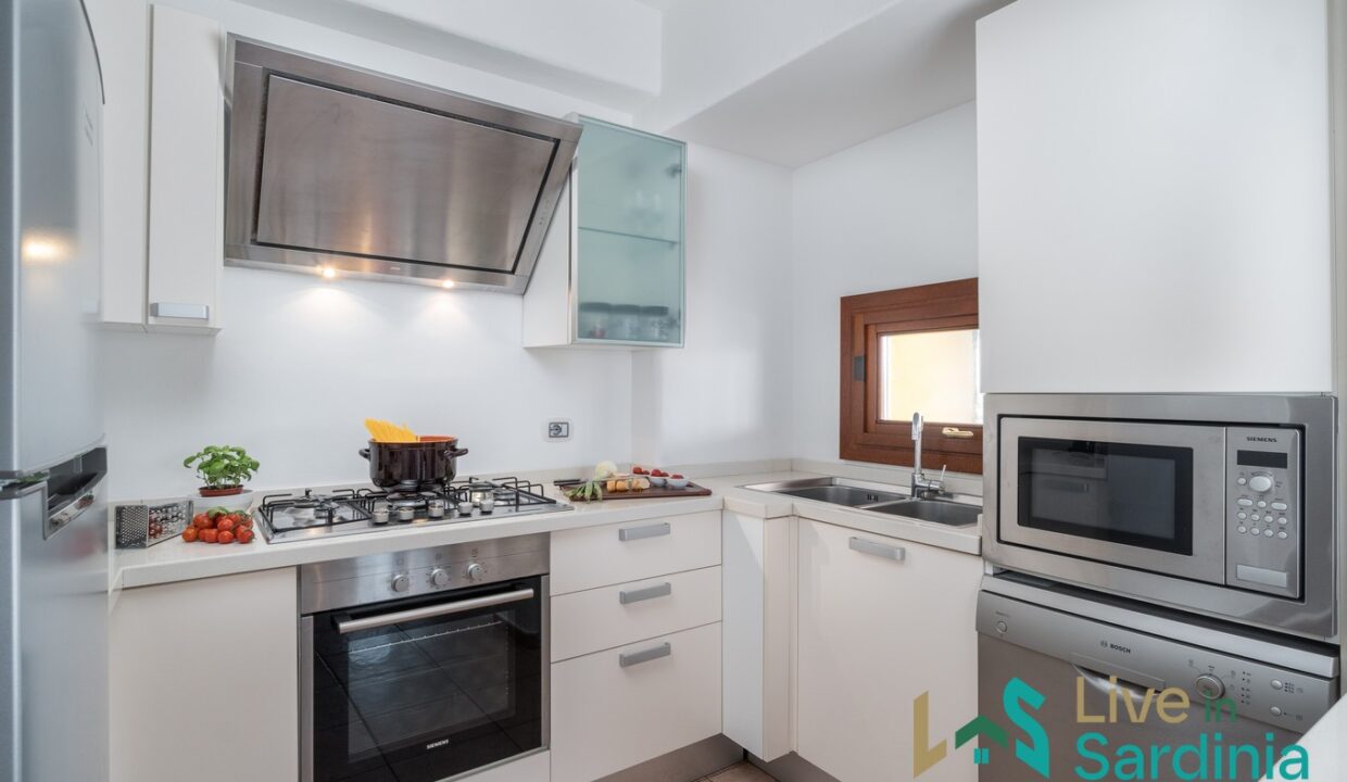 Beachfront Villa For Sale Olbia (43)