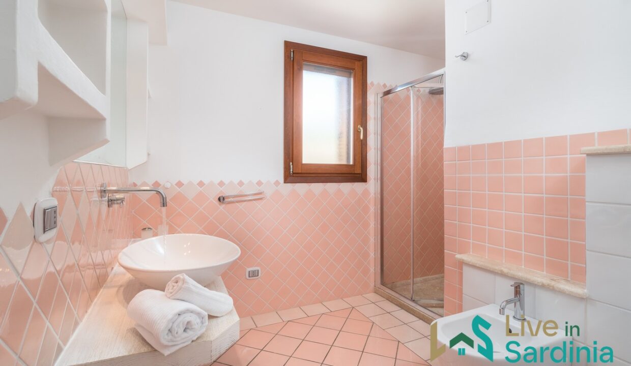 Beachfront Villa For Sale Olbia (45)