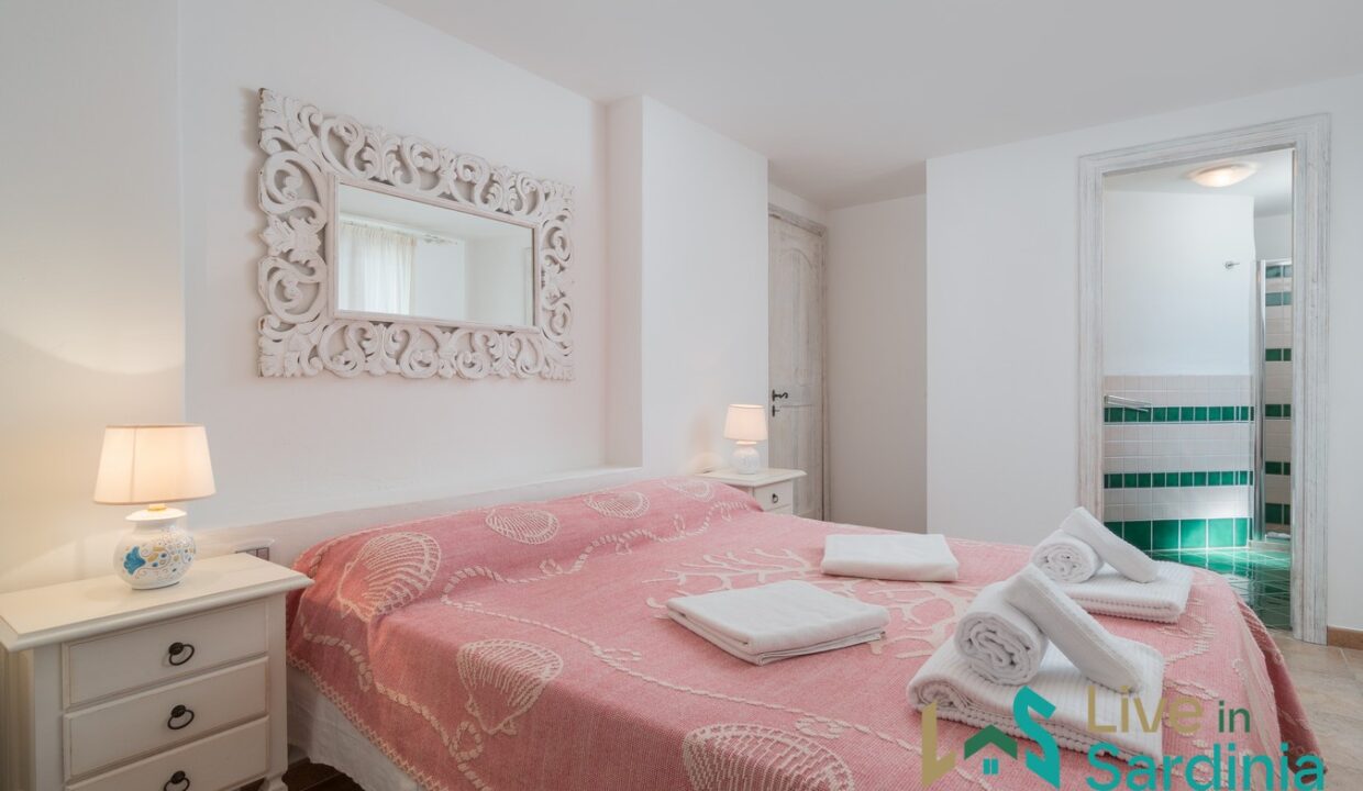 Beachfront Villa For Sale Olbia (53)