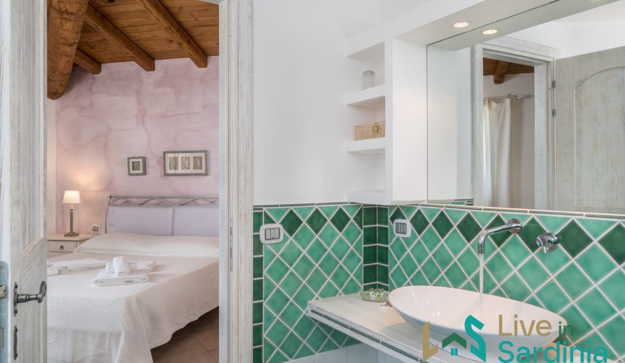 Beachfront Villa For Sale Olbia (6)