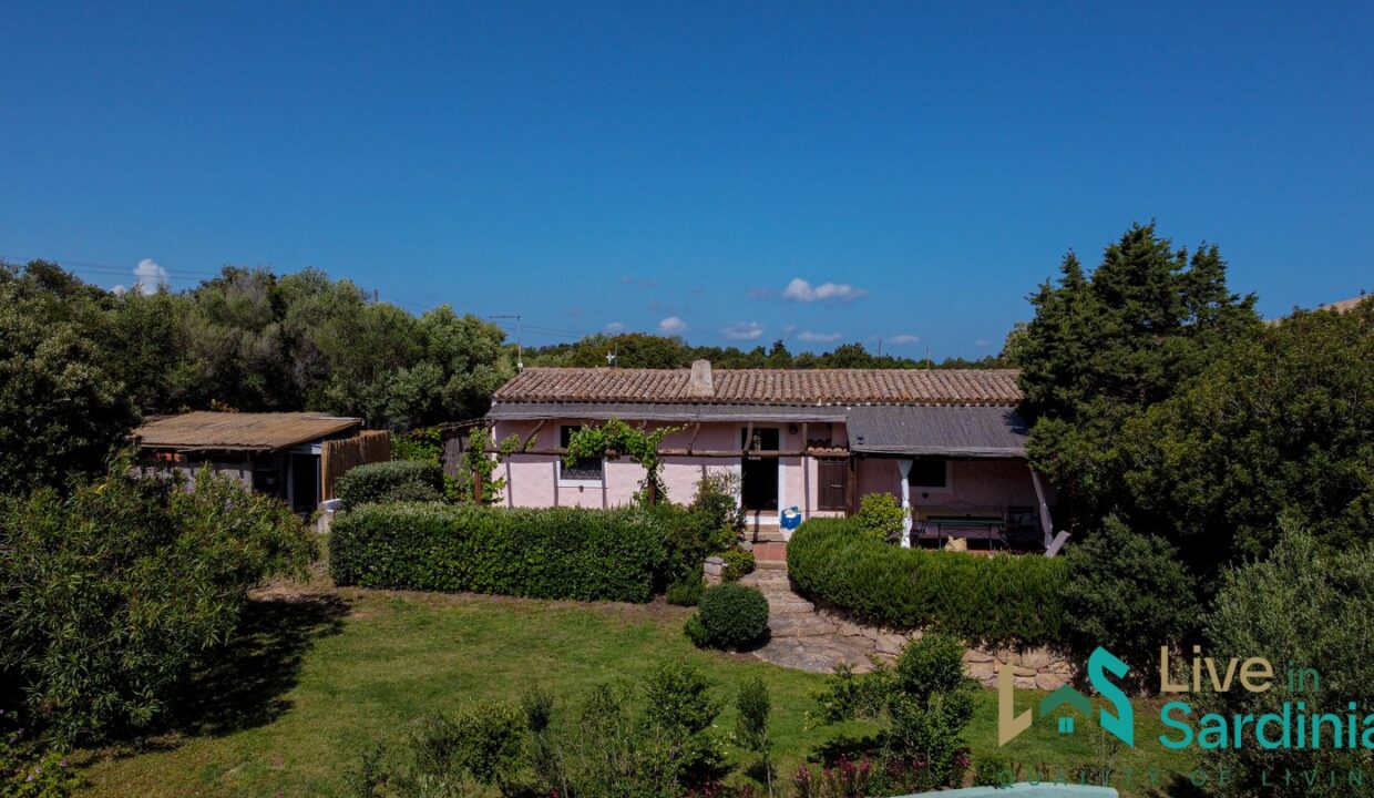 Country-Home-For-Sale-Costa-Smeralda-Sardinia