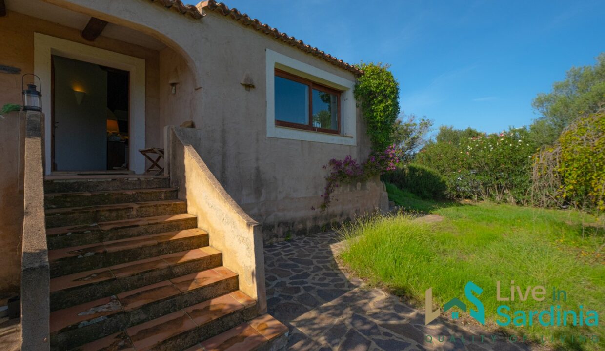 Country-Home-For-Sale-Arzachena