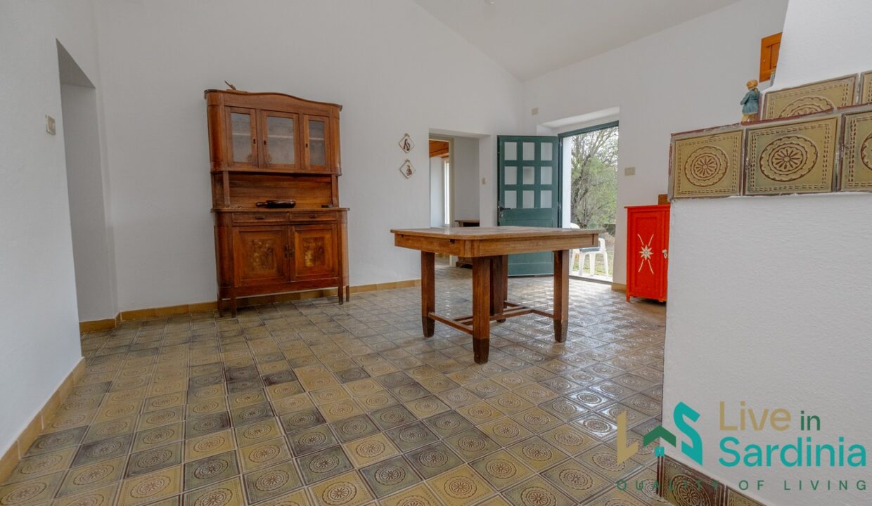 Country-Home-For-Sale-Olbia-Sardinia