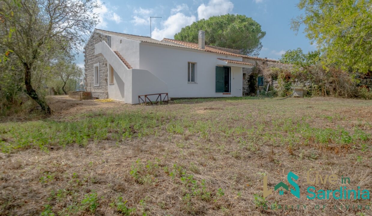Country-Home-For-Sale-Olbia-Sardinia