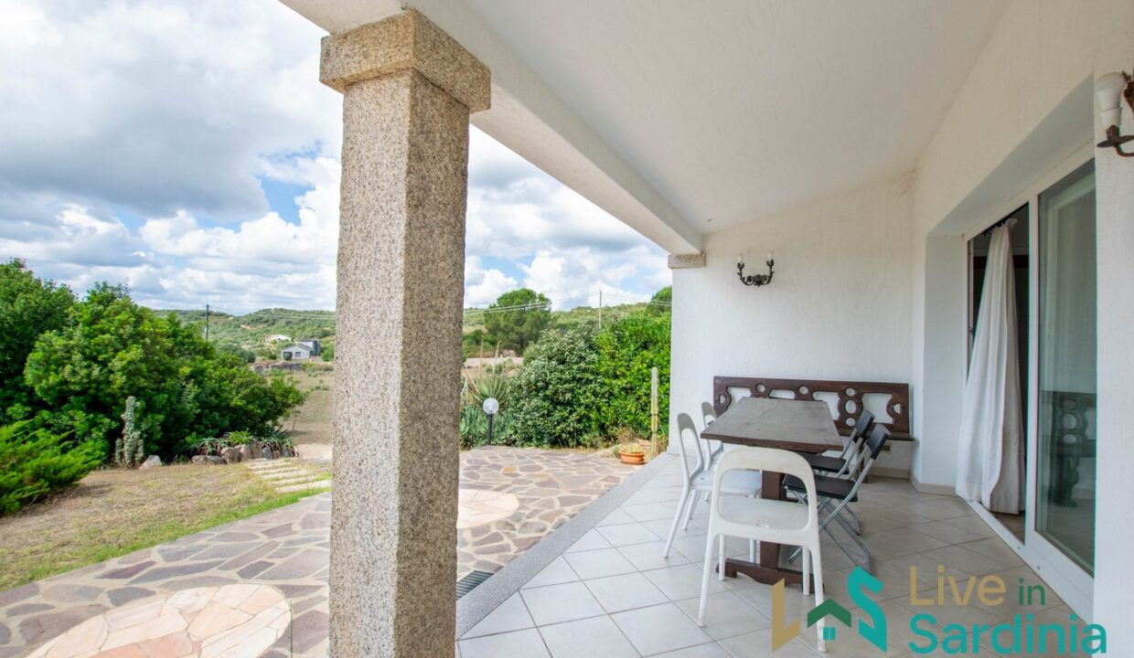Country-House-For-Sale-Sale-San-Pantaleo-Sardinia