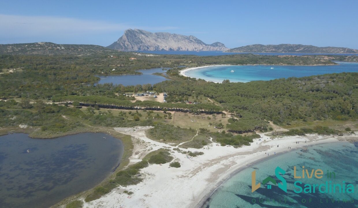 Home-For-Sale-San-Pantaleo-Sardinia