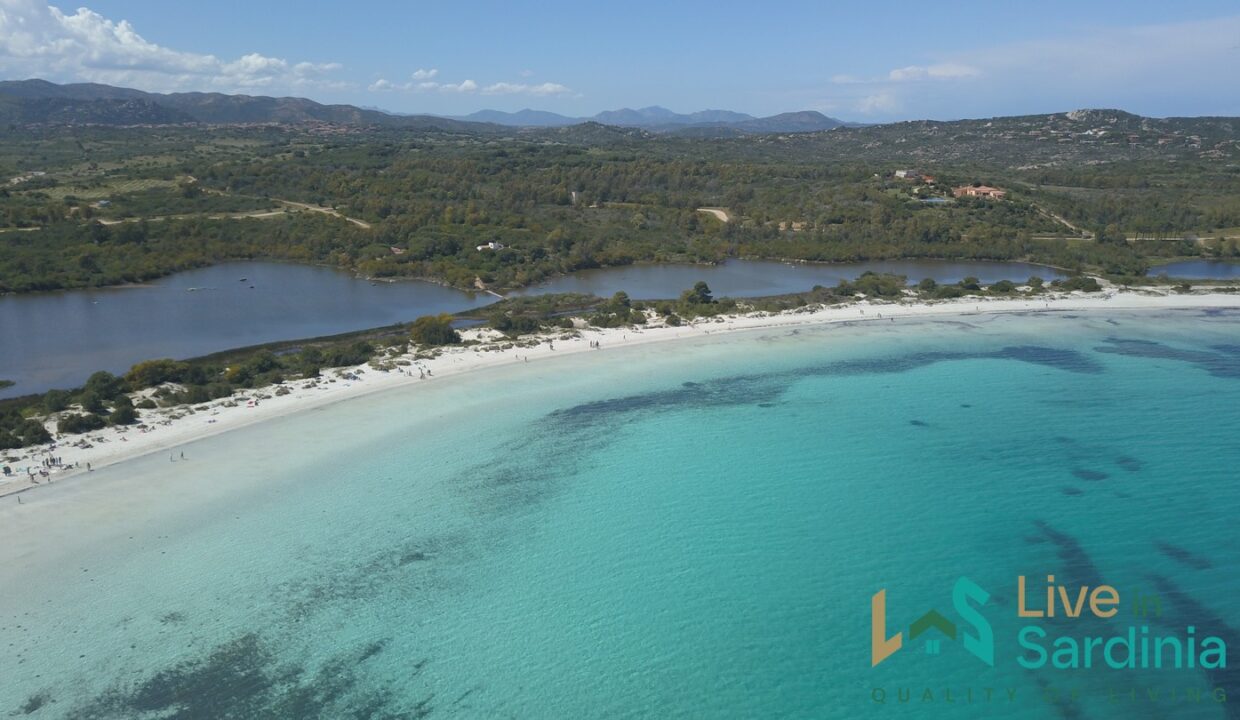 Superb-Villa-For-Sale-San-Pantaleo-With-Sea-View