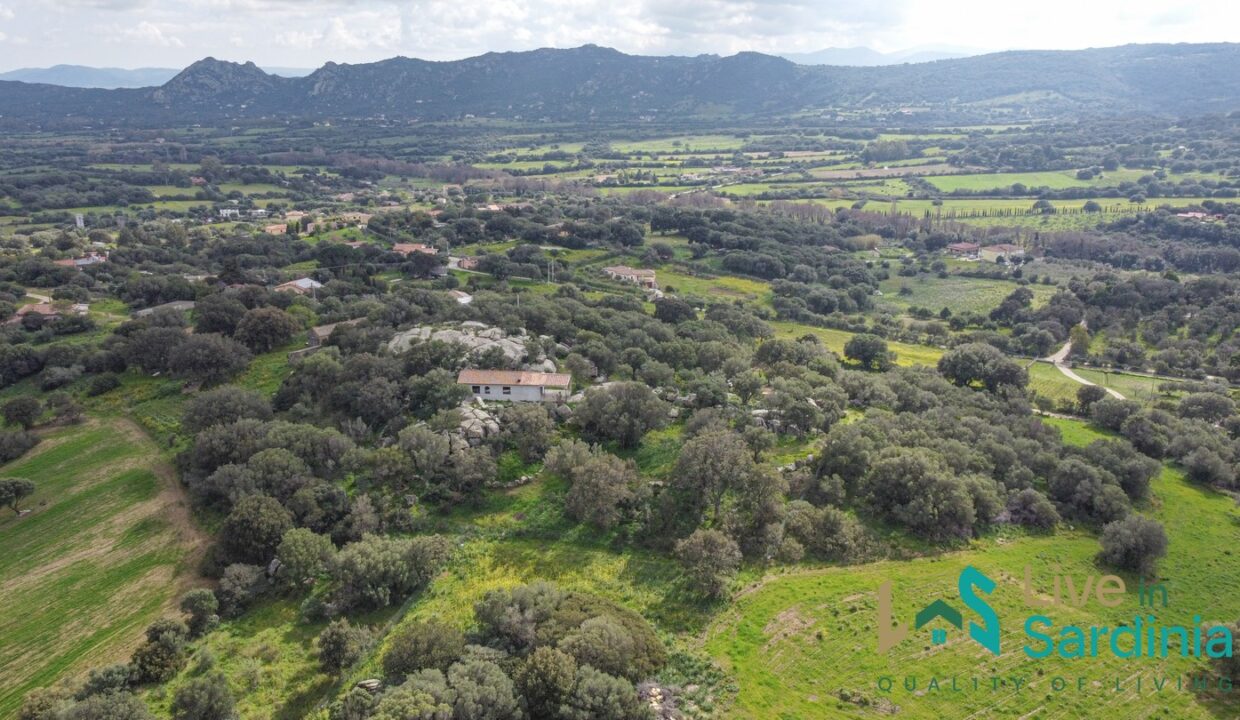 Independent-Country-House-in-Olbia
