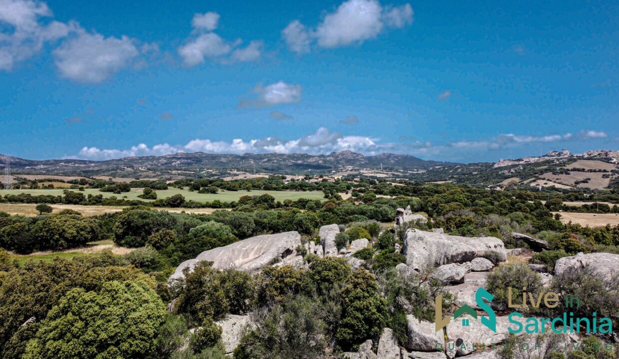 Farmhouse-For-Sale-Luogosanto