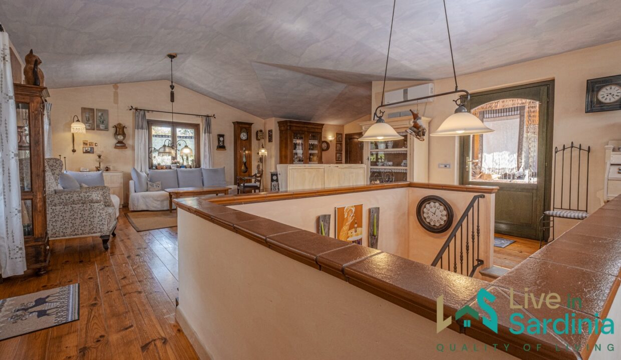 Farmhouse-For-Sale-Luogosanto