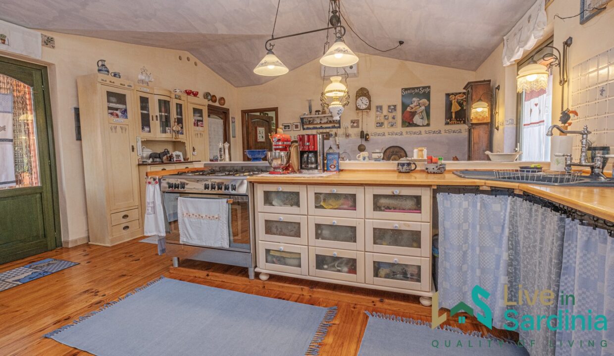 Farmhouse-For-Sale-Luogosanto