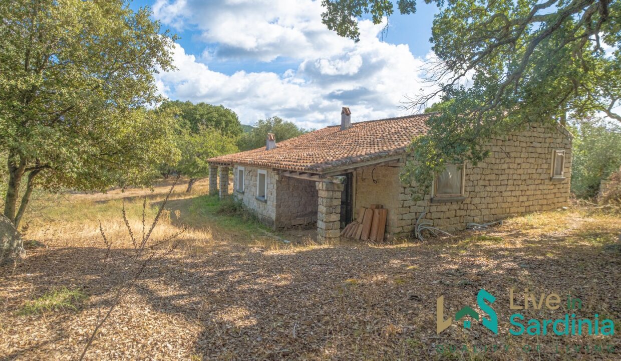Stazzo-For-Sale-Gallura