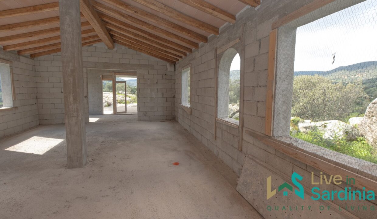 Independent-Country-House-in-Olbia