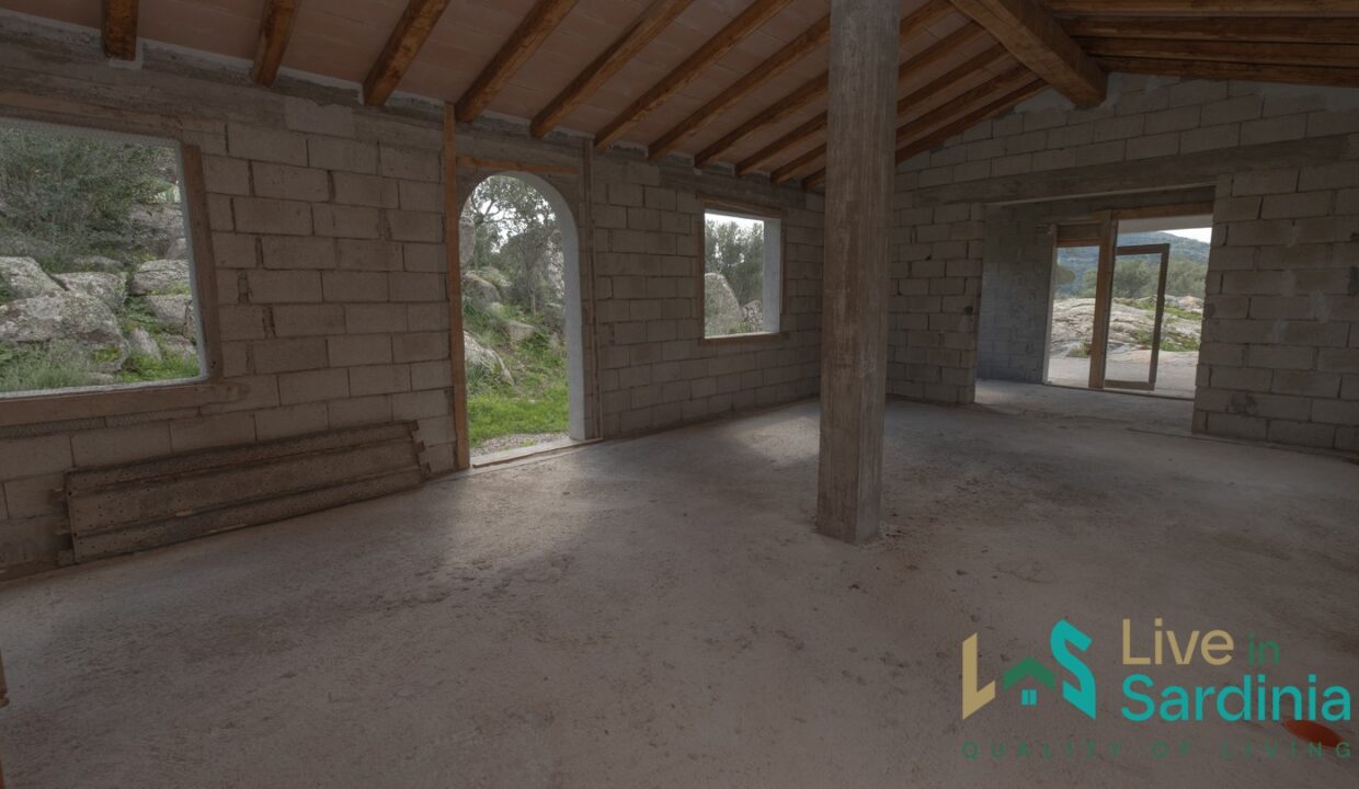 Independent-Country-House-in-Olbia