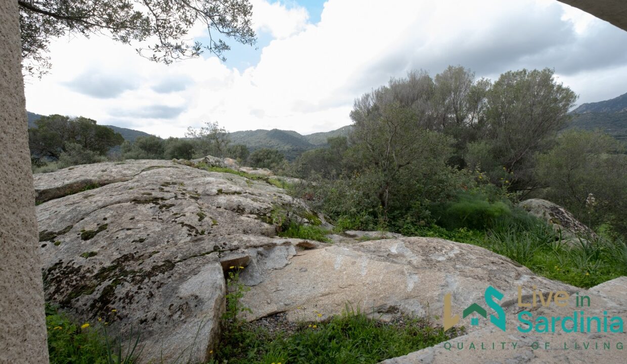 Independent-Country-House-in-Olbia