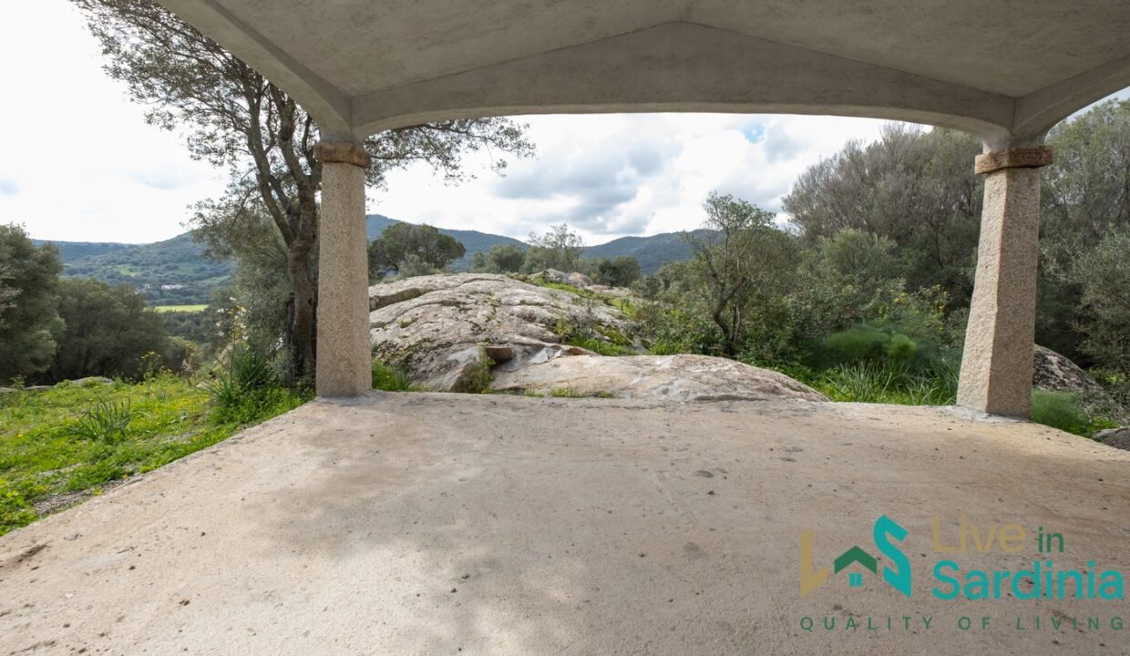 Independent-Country-House-in-Olbia