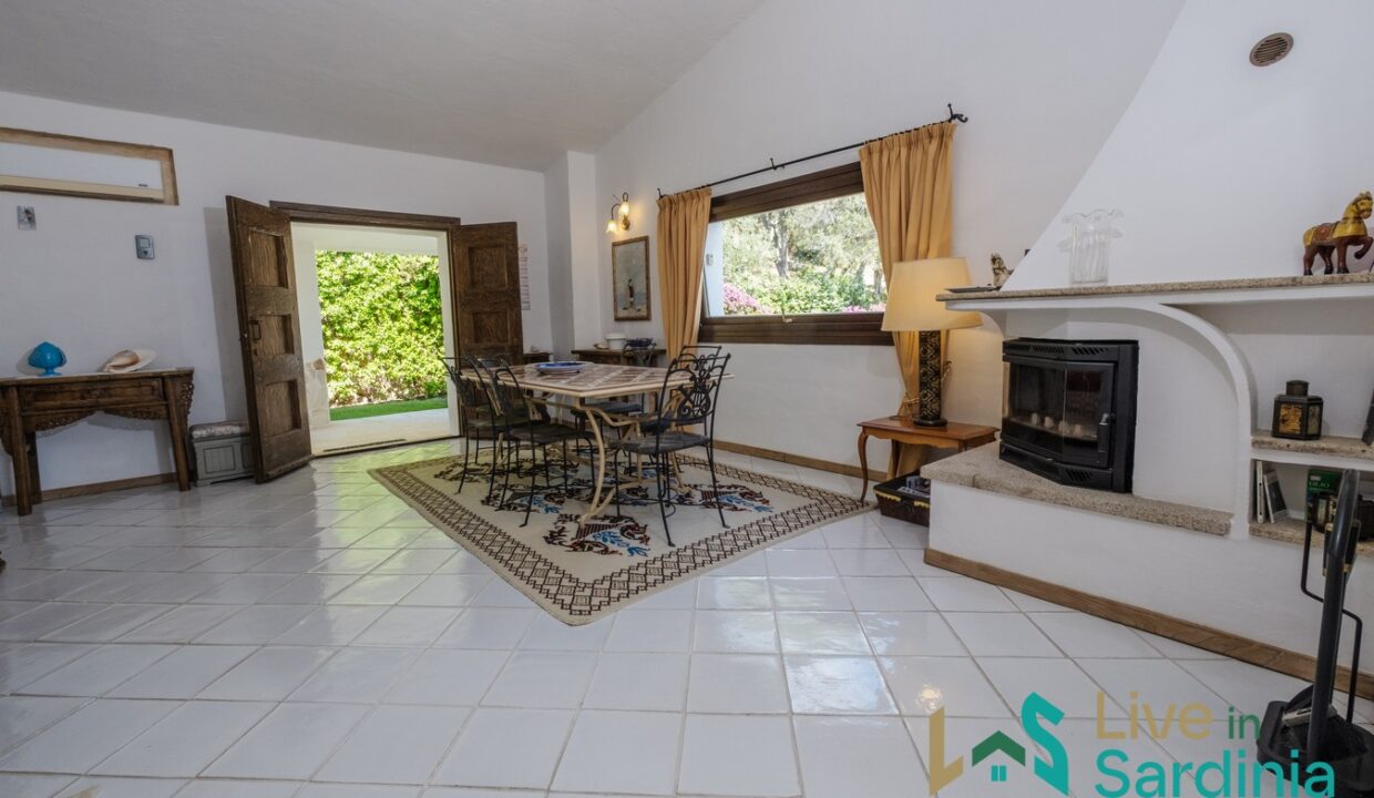 Country-House-For-Sale-San-Pantaleo