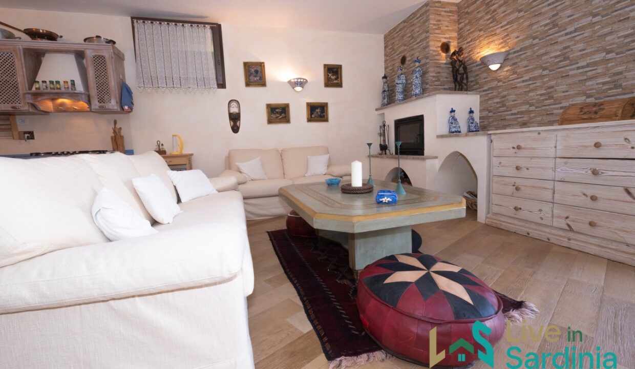 Country-House-For-Sale-San-Pantaleo
