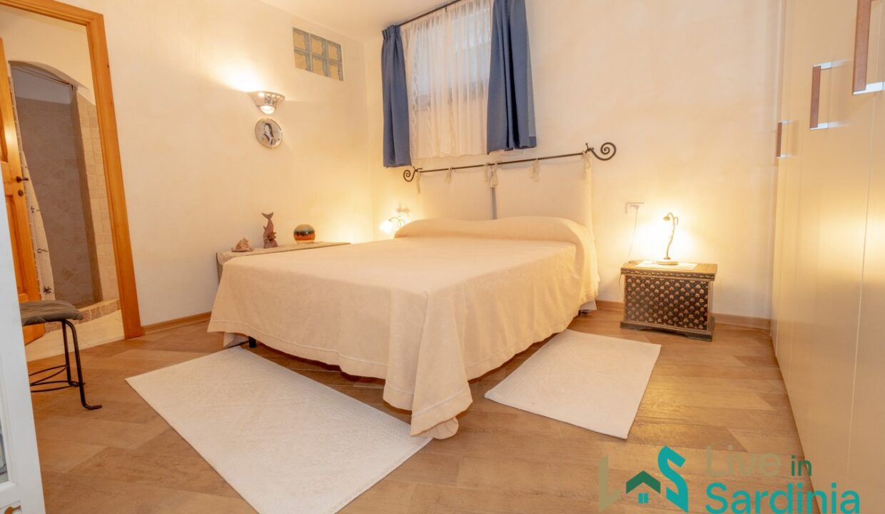 Villa-For-Sale-In-San-Pantaleo-Costa-Smeralda