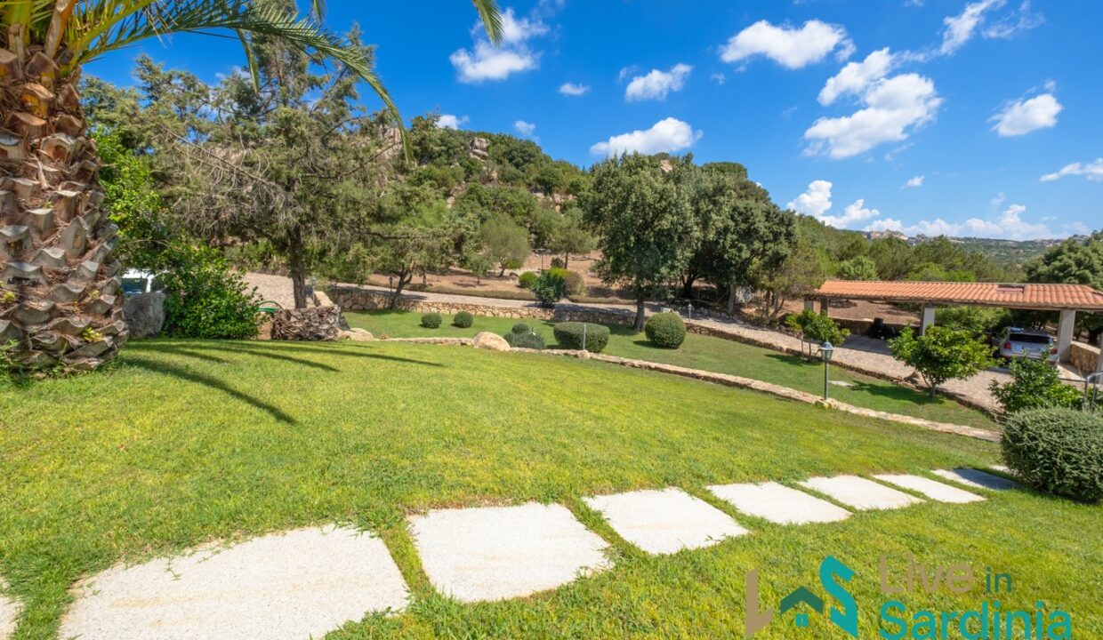 Country-House-For-Sale-San-Pantaleo