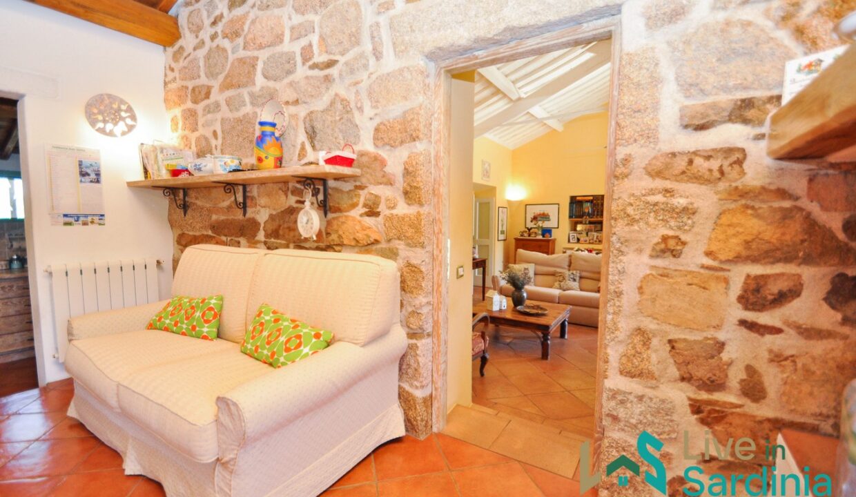 Stazzu-for-sale-San-Pantaleo