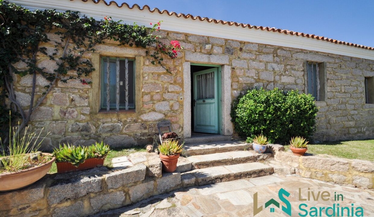 Stazzu-for-sale-San-Pantaleo