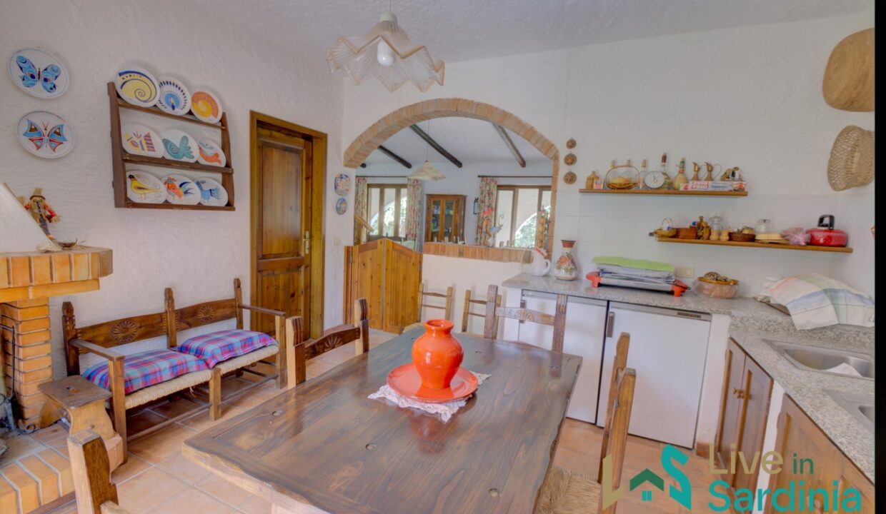 Enchanting-Villa-For-Sale-Olbia