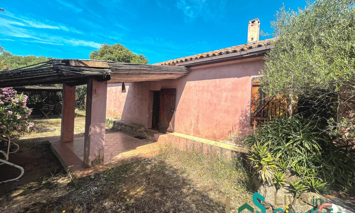 Farmhouse-For-Sale-Arzachena