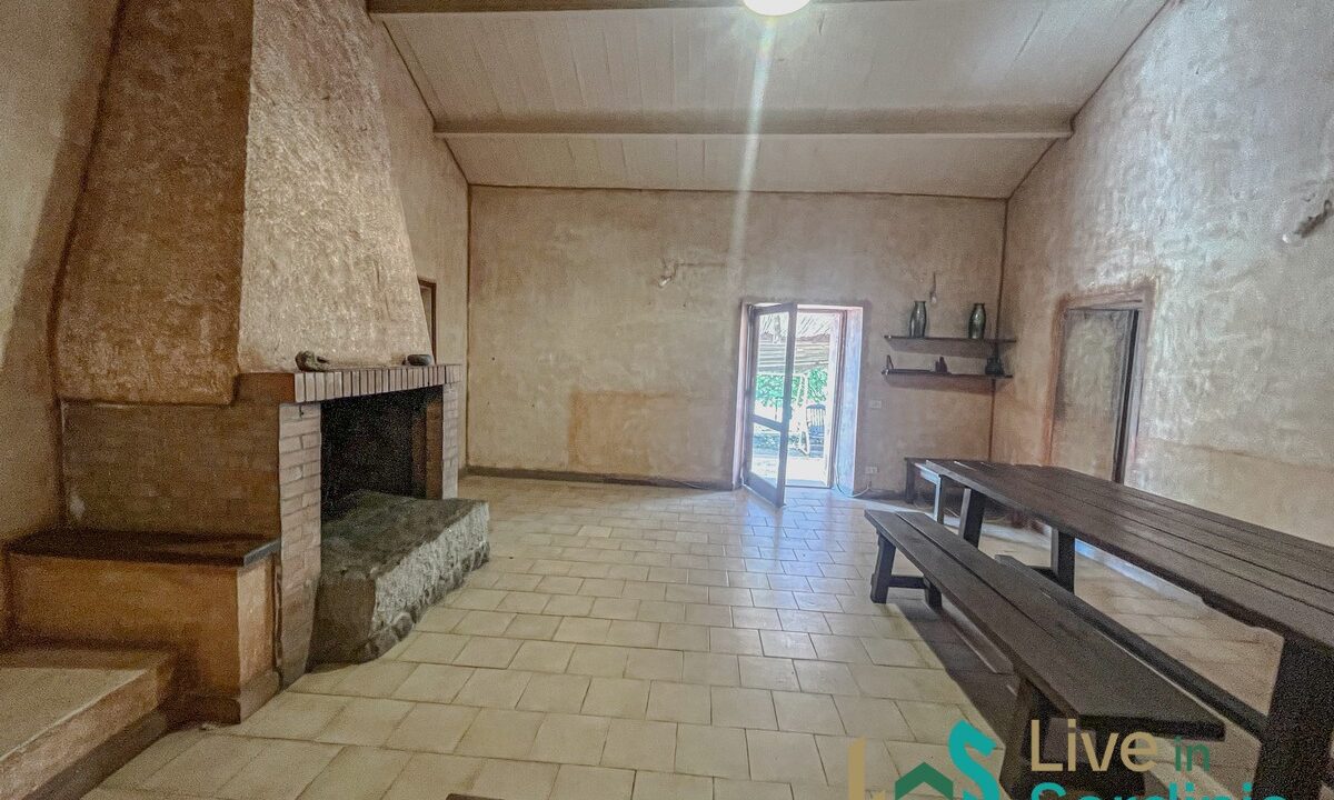 Farmhouse-For-Sale-Arzachena
