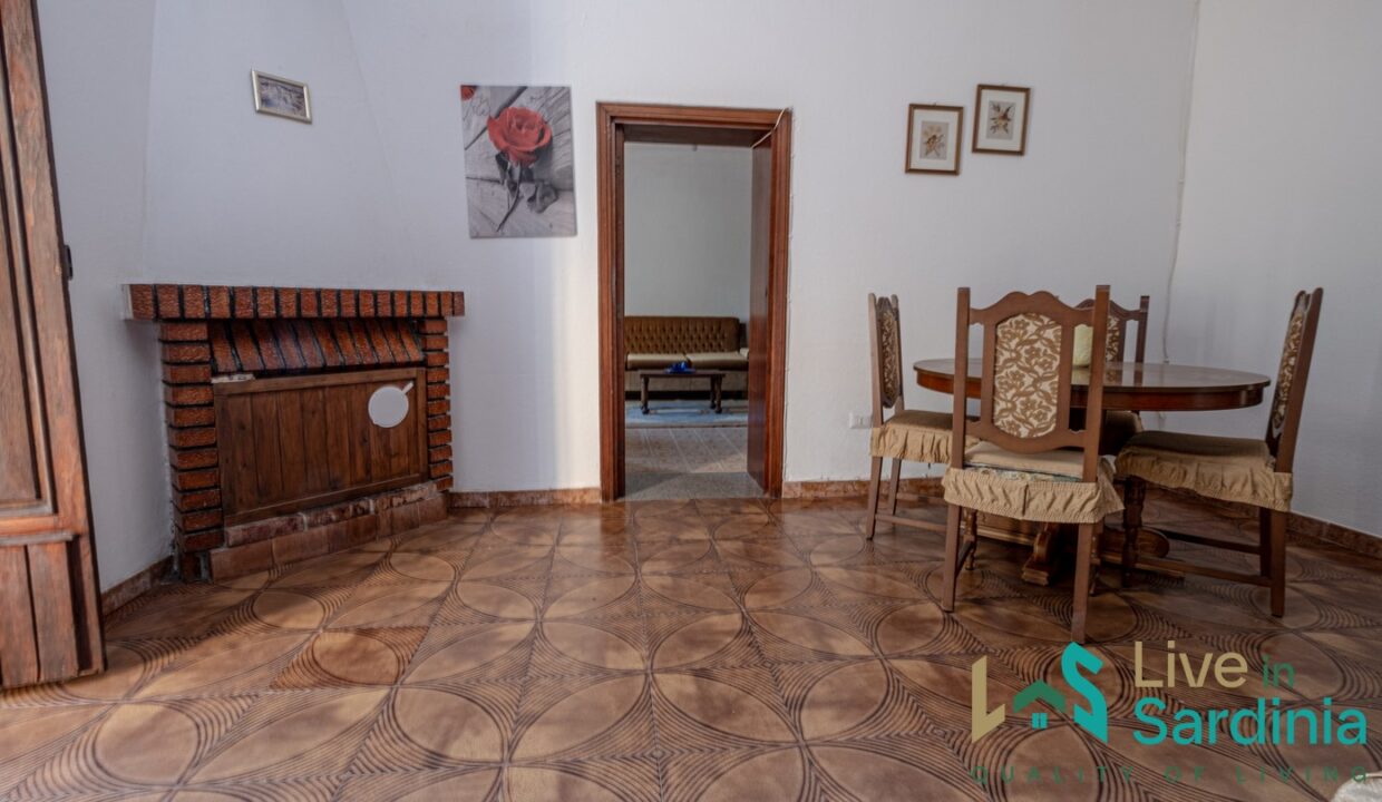 Country-Home-For-Sale-Olbia