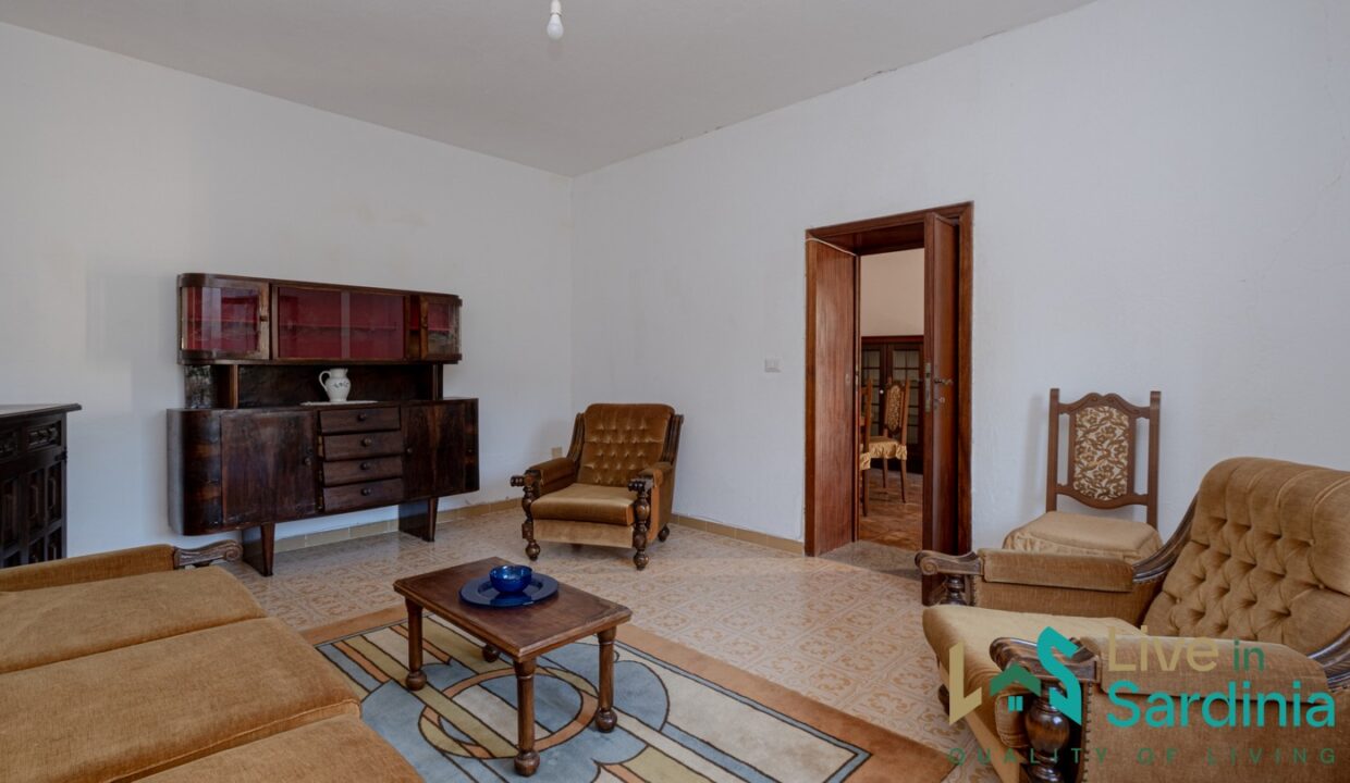 Country-Home-For-Sale-Monti-Sardinia