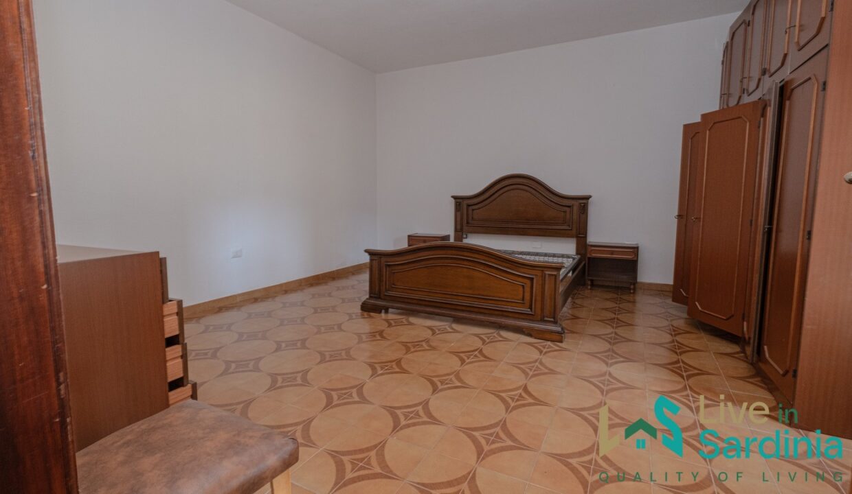 Country-Home-For-Sale-Olbia