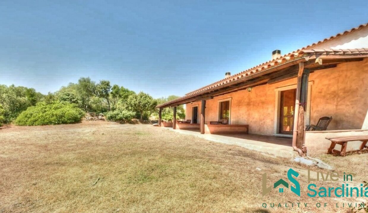 Farmhouses-For-Sale-In-Sardinia