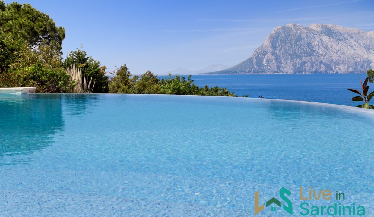 Exclusive-Villa-For-Rent-In-Capo-Coda-Cavallo