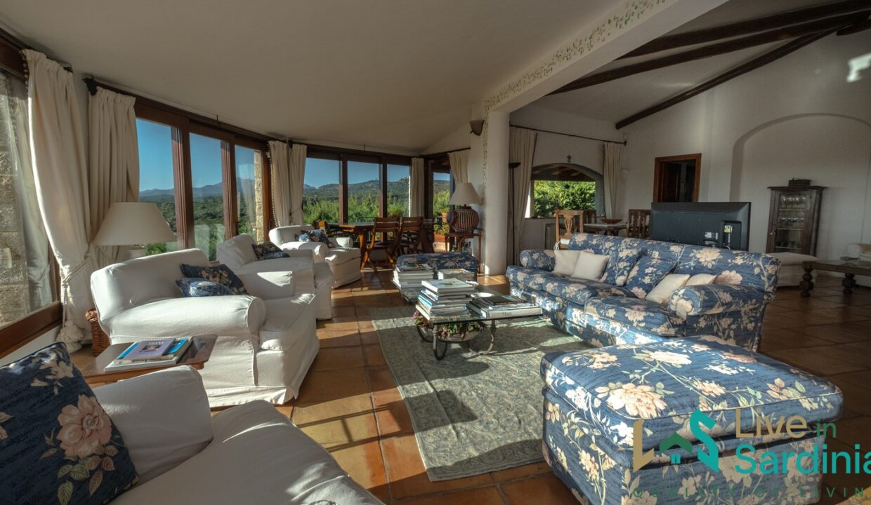 Sea-View-Villa-For-Sale-Emerald-Coast-Porto-Cervo