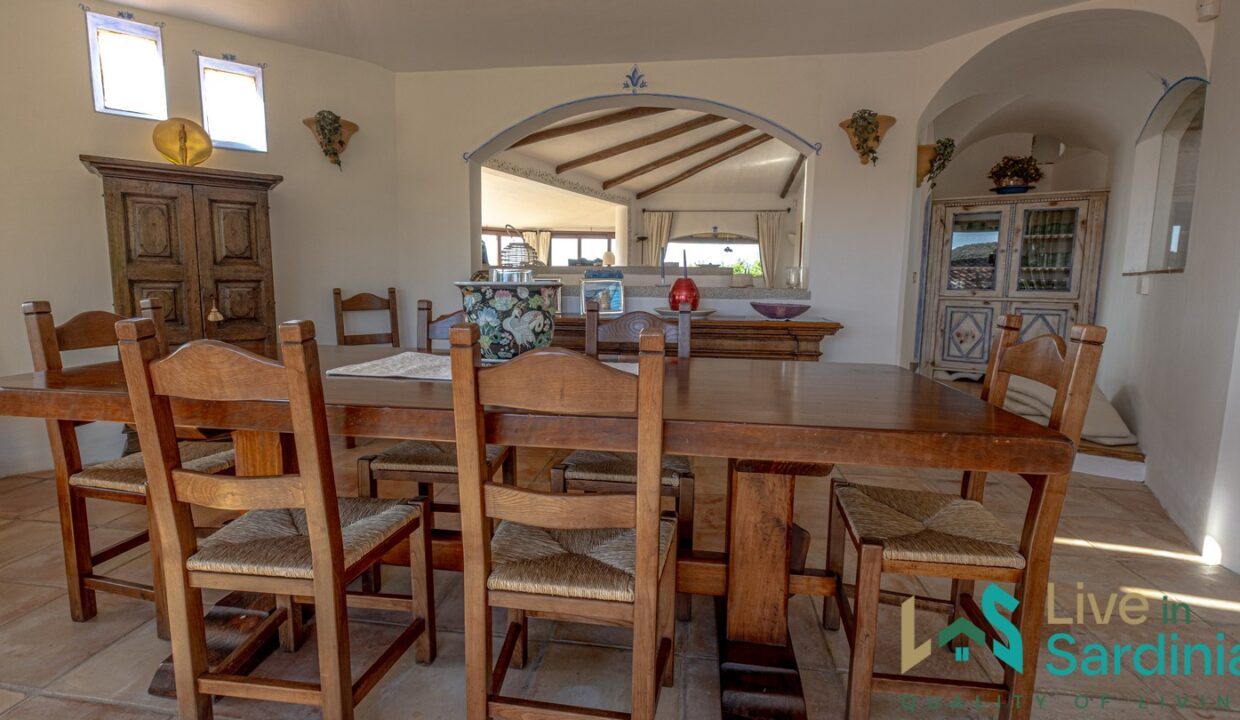 Luxury-villa-for-sale-Costa-Smeralda (23)