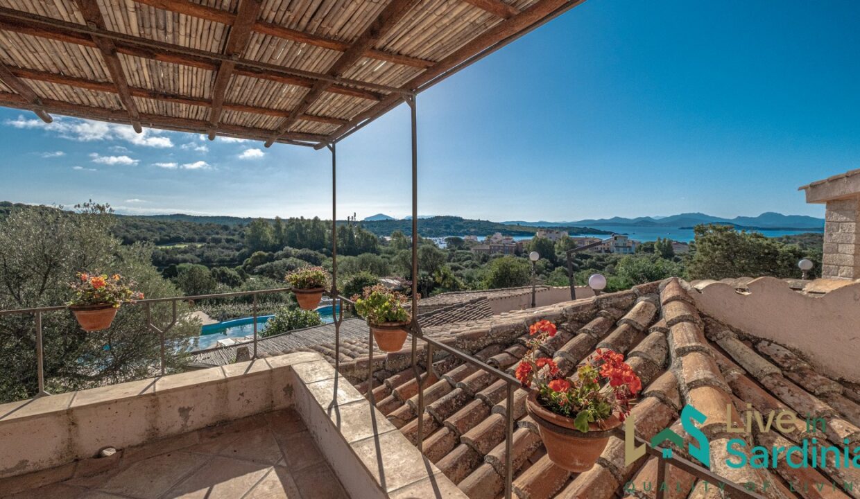 Luxury-villa-for-sale-Costa-Smeralda (49)