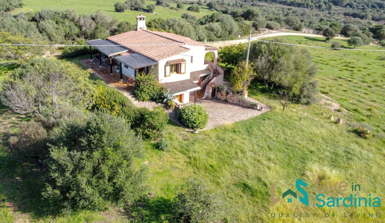 Rural-Villa-For-Sale-In-Sardinia