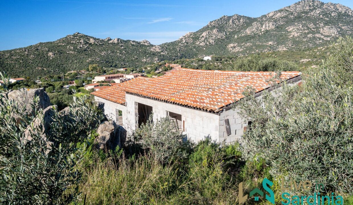 Farmhouse-For-Sale-Olbia