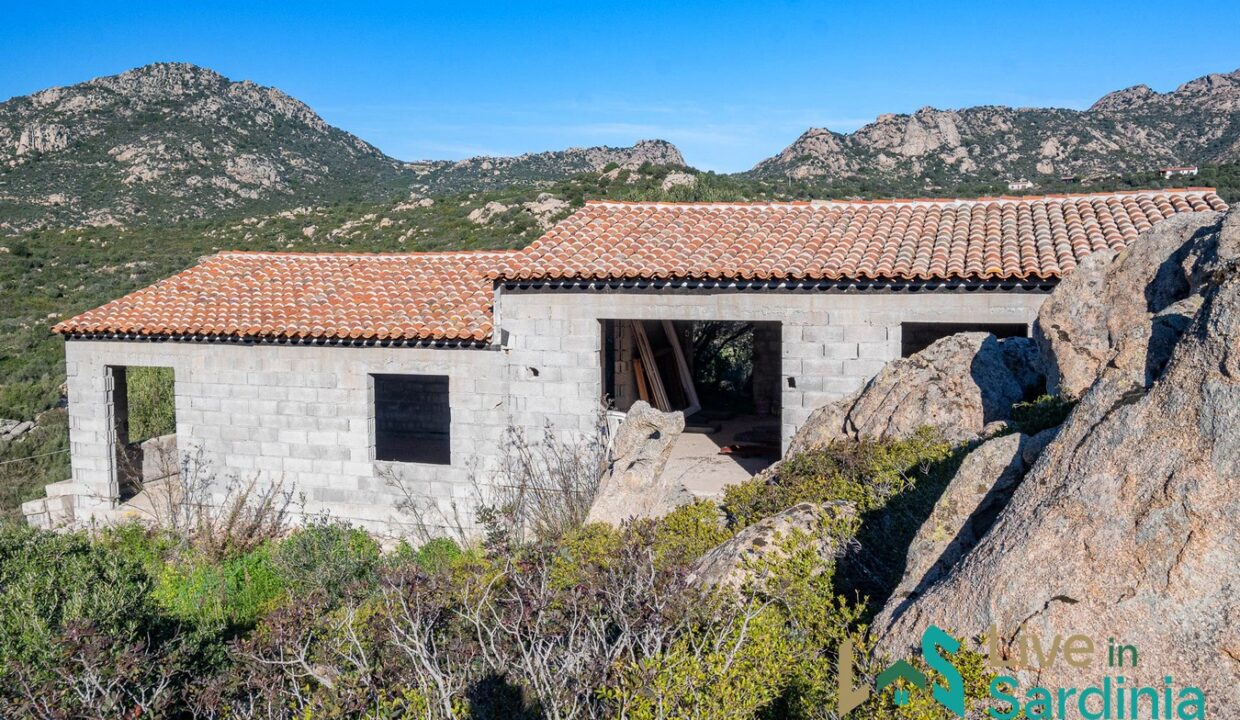 Farmhouse-For-Sale-Olbia