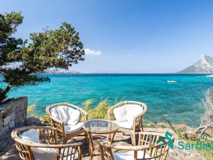 Villa For Sale Aldia Bianca San Teodoro