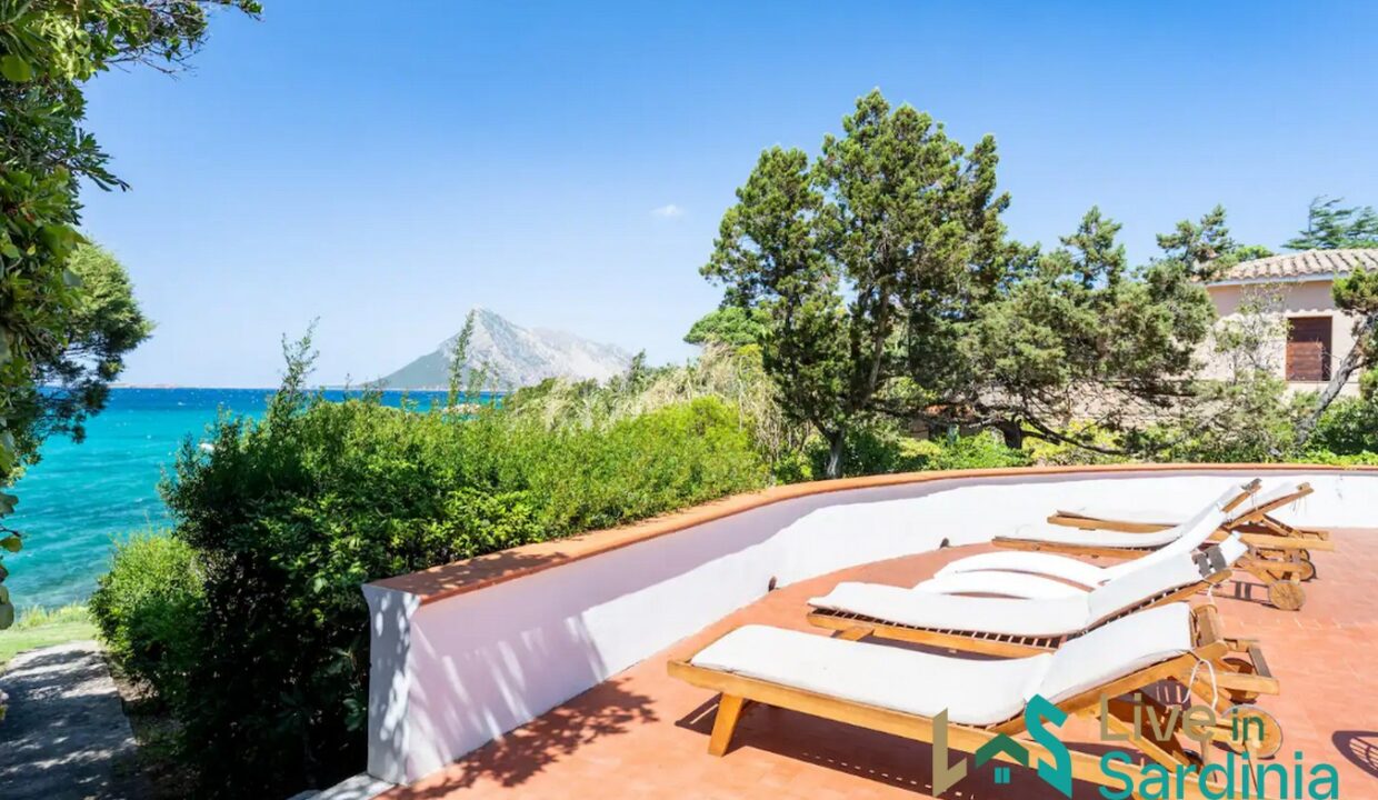 Villa-For-Sale-Aldia-Bianca-San-Teodoro