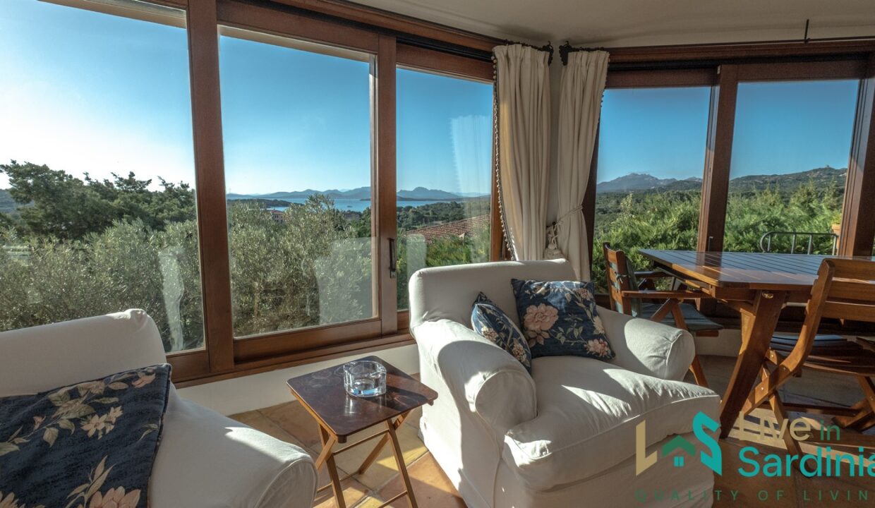Sea-View-Villa-For-Sale-Emerald-Coast-Porto-Cervo (11)