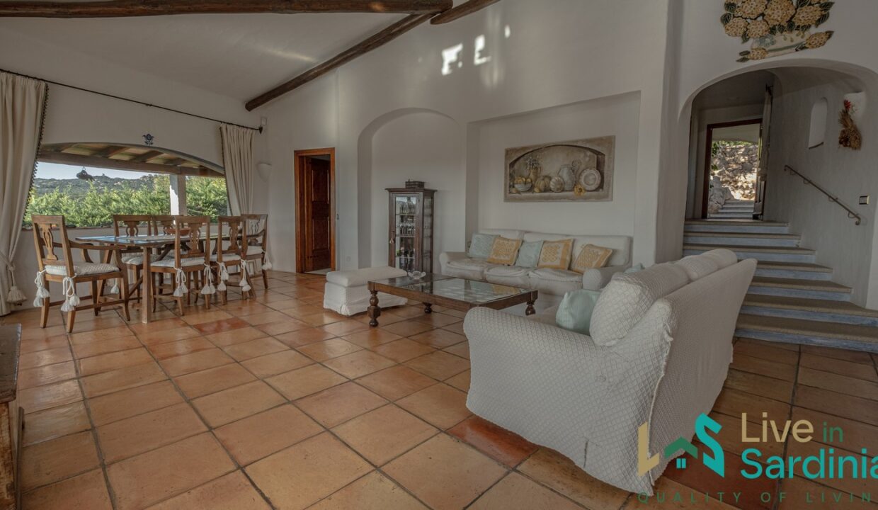 Sea-View-Villa-For-Sale-Emerald-Coast-Porto-Cervo (15)