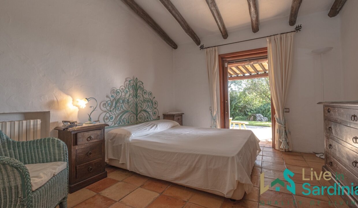 Sea-View-Villa-For-Sale-Emerald-Coast-Porto-Cervo (40)