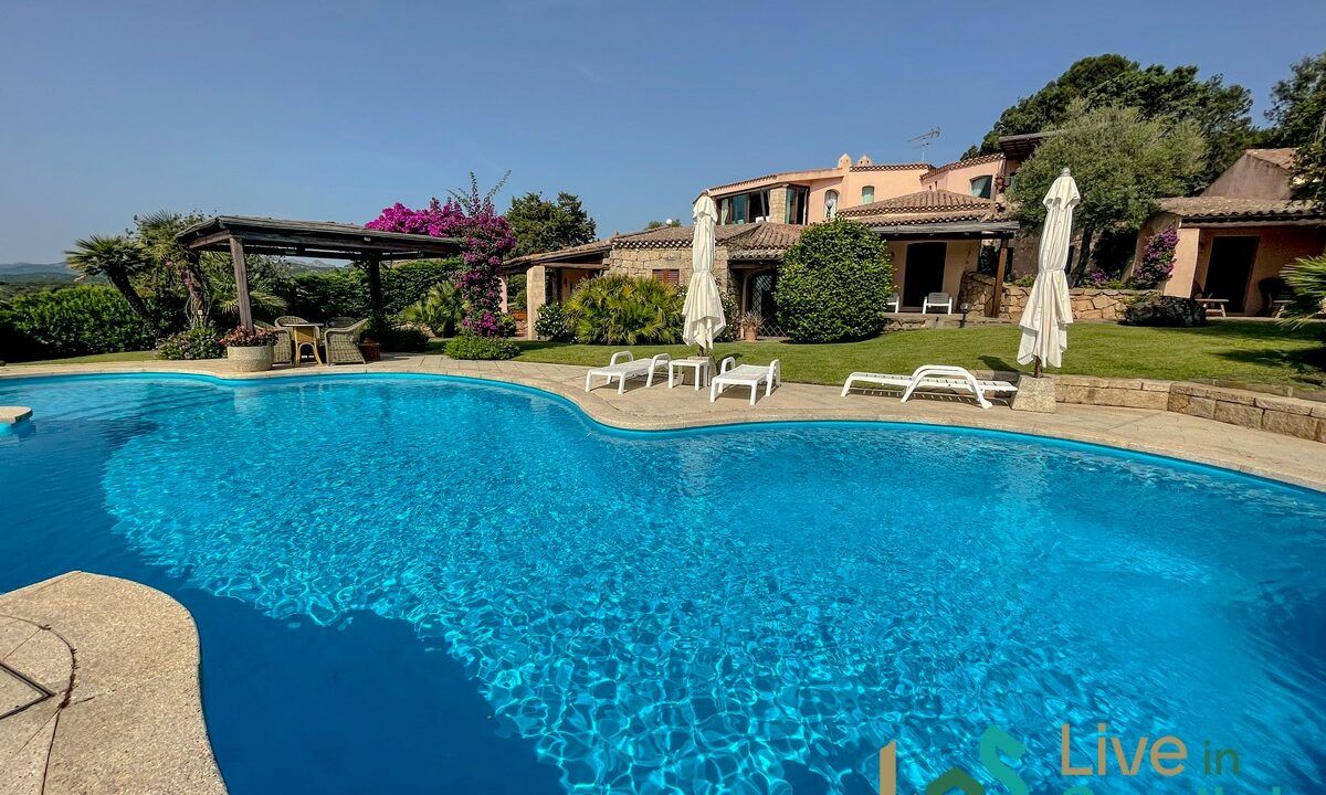 Sea-View-Villa-For-Sale-Emerald-Coast-Porto-Cervo (73)